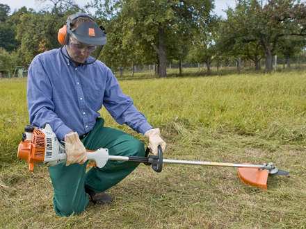 how to start a stihl fs55r weed eater