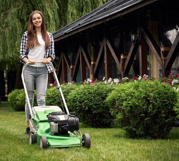 Is it Safe to Mow the Lawn While Pregnant